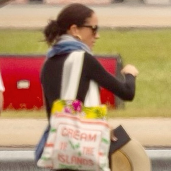 NEW Pink Coral Equestrian Saddle Design Satin Square Luxury Style Scarf - Picture 15 of 15